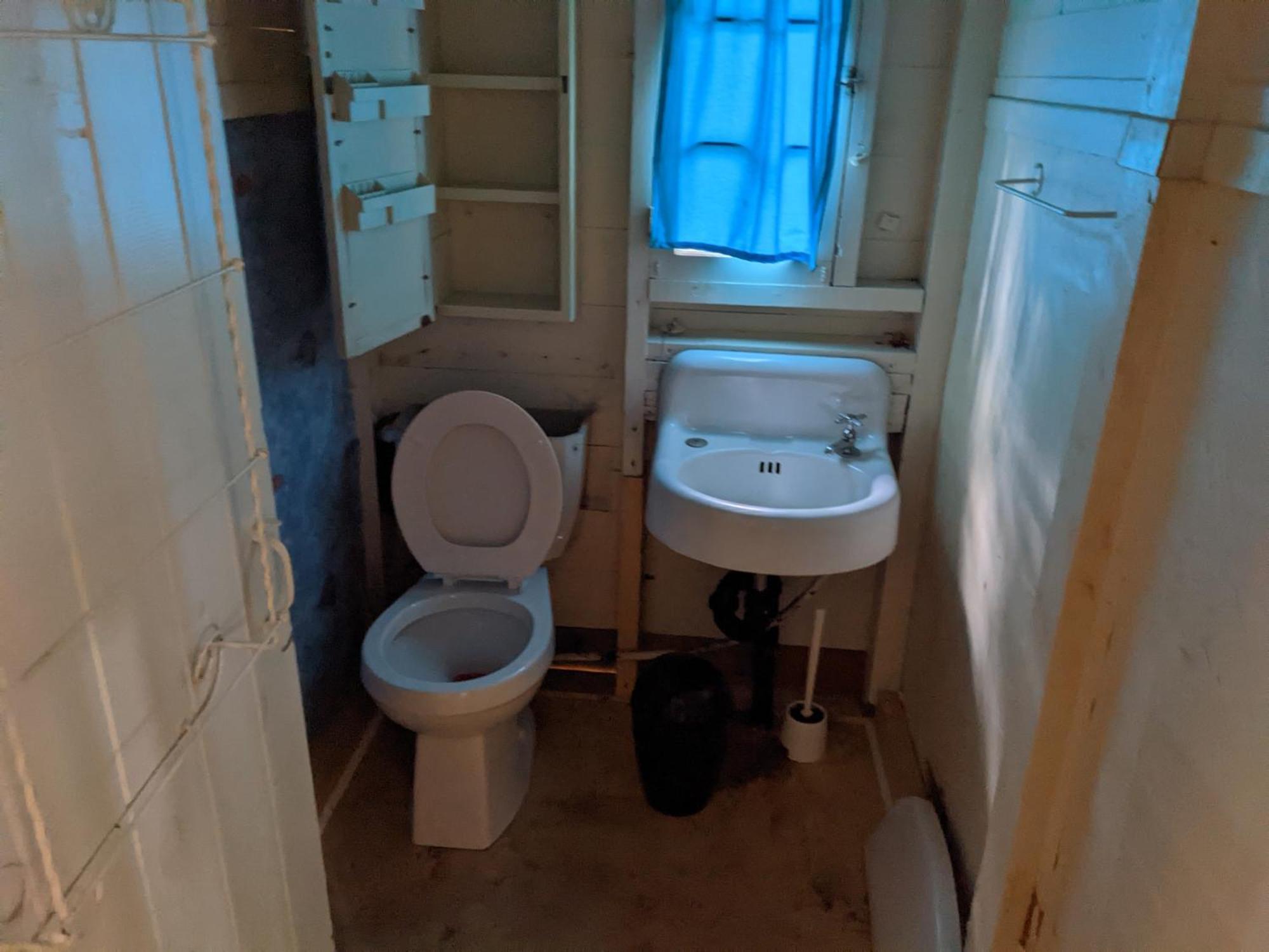 Pine Lodge Бристол Экстерьер фото