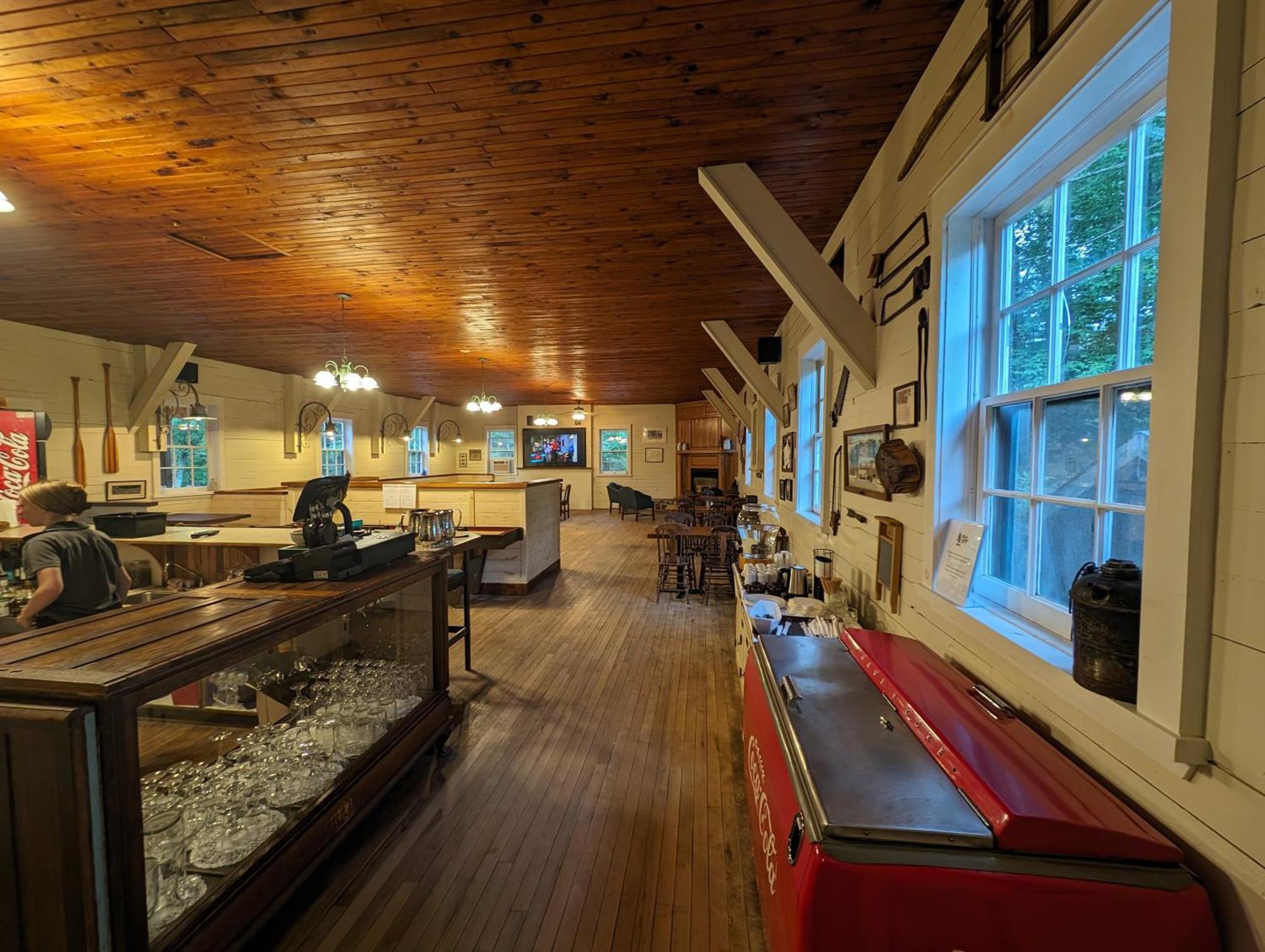 Pine Lodge Бристол Экстерьер фото