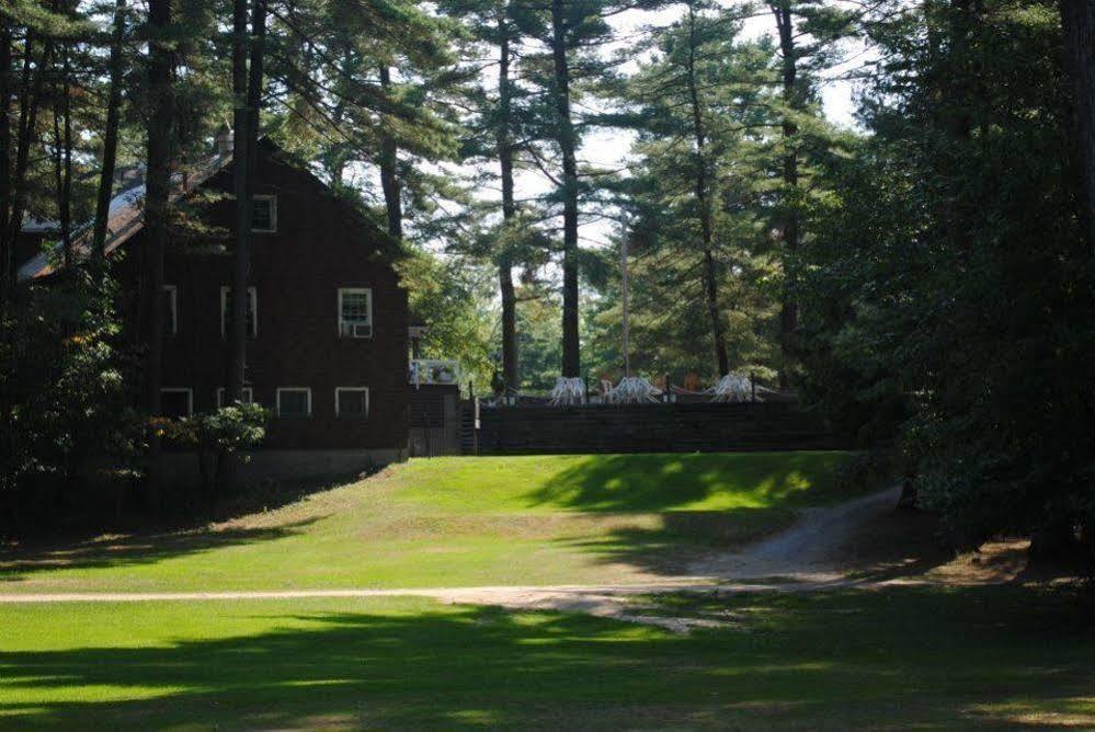 Pine Lodge Бристол Экстерьер фото
